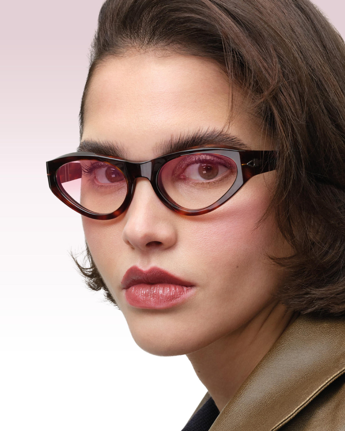 Verres Transitions® Essilor : des lunettes qui s’adaptent à toutes les situations